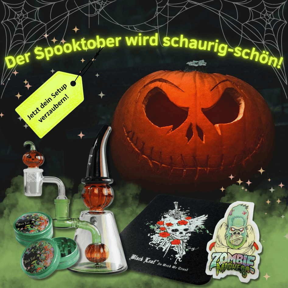 Banner mit grünem Rauch unten und einem geschnitzten Kürbis im Hintergrund, davor verschiedene Produkte mit Halloween-Vibe wie Bong, Grinder, Zip Bag und mehr; darüber Schriftzug 'Der Spooktober wird schaurig-schön!'