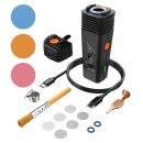 Vaporizer in rechteckiger Form aus schwarzem Material mit seitlichem Logo, USB-C-Kabel, Reinigungsbürste, Metallkapsel, Ersatzsiebe, Silikonringe, orange Kunststoffwerkzeug, blaue Dichtung.