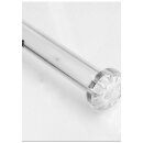 Chillum Glasrohr mit Schlitzdiffusor, transparent, auf weißem Hintergrund. Das Röhrchen endet in einem offenen, geschlitzten Diffusorkopf. Keine weiteren sichtbaren Merkmale.