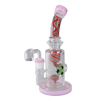 Bong, gerade Form, aus klarem Glas mit rot-weißem Spiraldesign auf Hals und Perkolator, pinke Akzente an Mundstück und Basis. Schwarzes Blatt-Logo auf dem Korpus sichtbar.