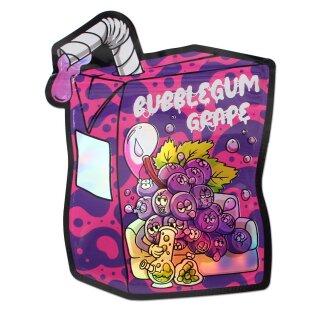 Schnellverschlussbeutel in Form eines Saftkartons mit überwiegend lila Hintergrund, bedruckt mit Comic-Trauben, die eine gelbe Glasbong halten, darüber der Schriftzug Bubblegum, aus dein seitlichen Strohhalm tropft Saft.